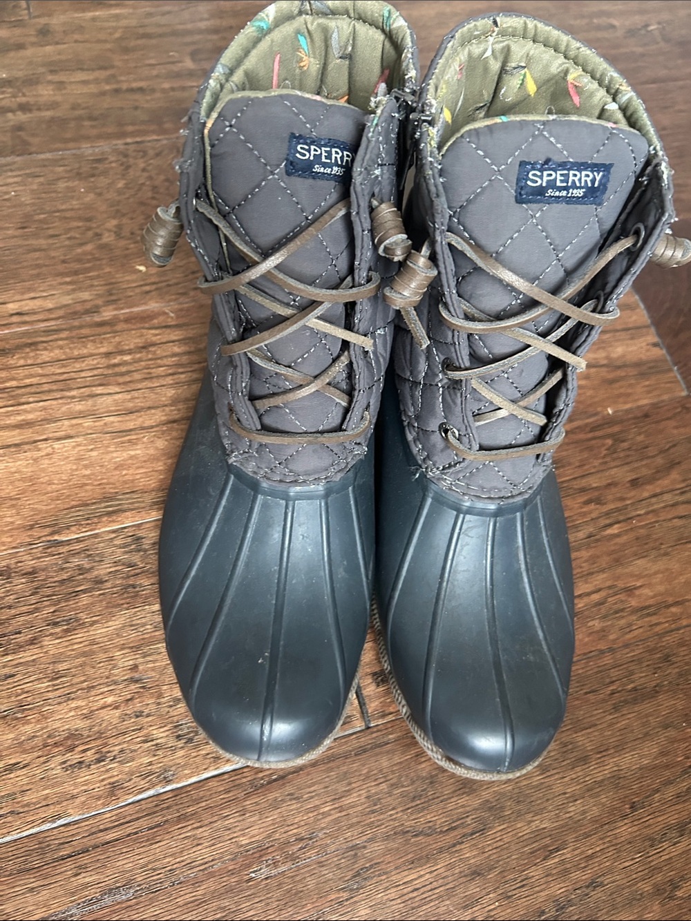 Sperry women’s size 9.5 Brown and Navy Quilted Duck Rain Boots